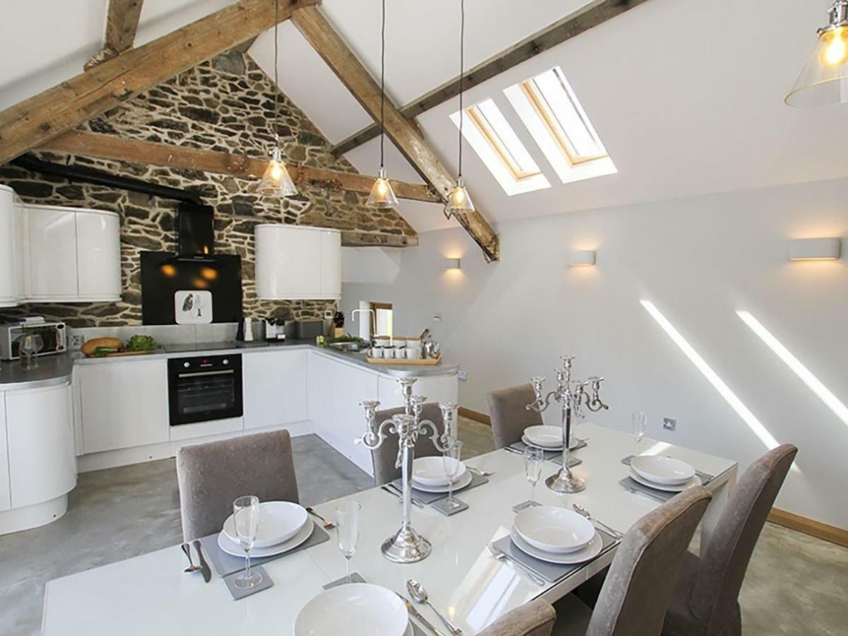 Rhyd Angharad Barns Villa Llanrhyddlad Ngoại thất bức ảnh